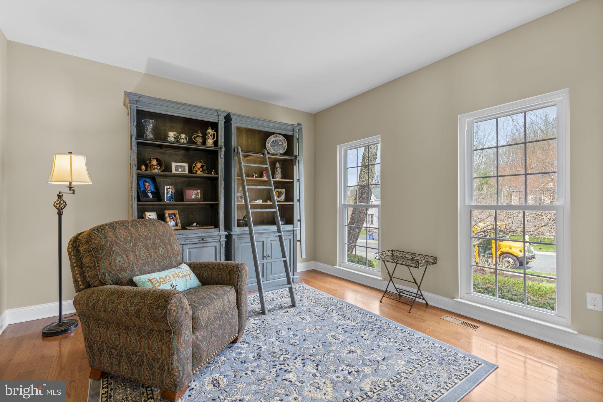 EDGEWOOD - Residential