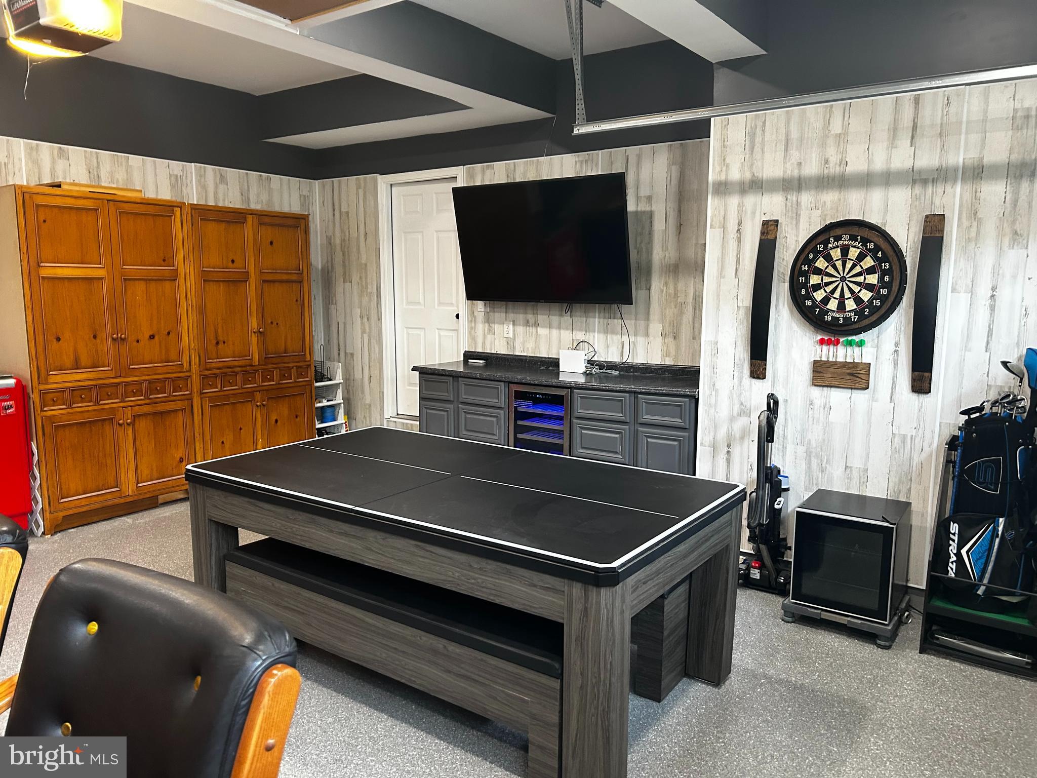 EDGEWOOD - Residential