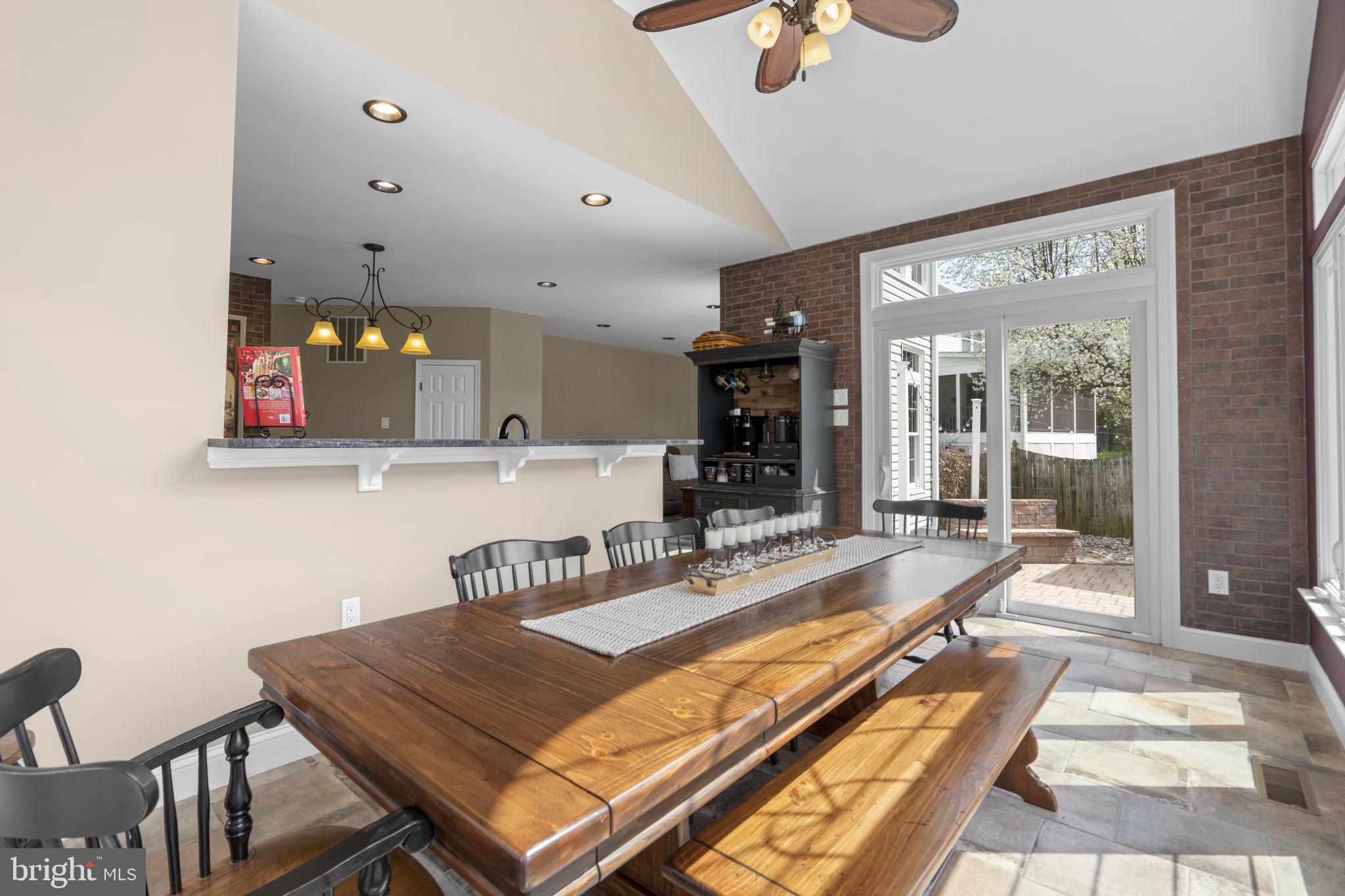 EDGEWOOD - Residential