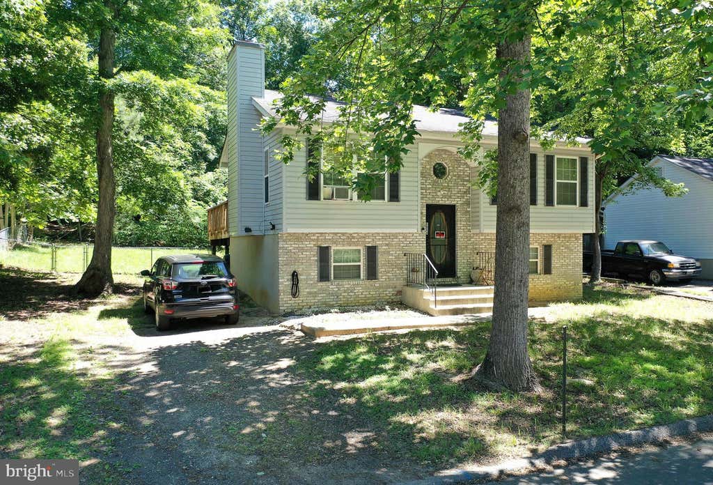 Photo of 1084 Rimrock Road, LUSBY, MD 20657 (MLS # MDCA2027674)