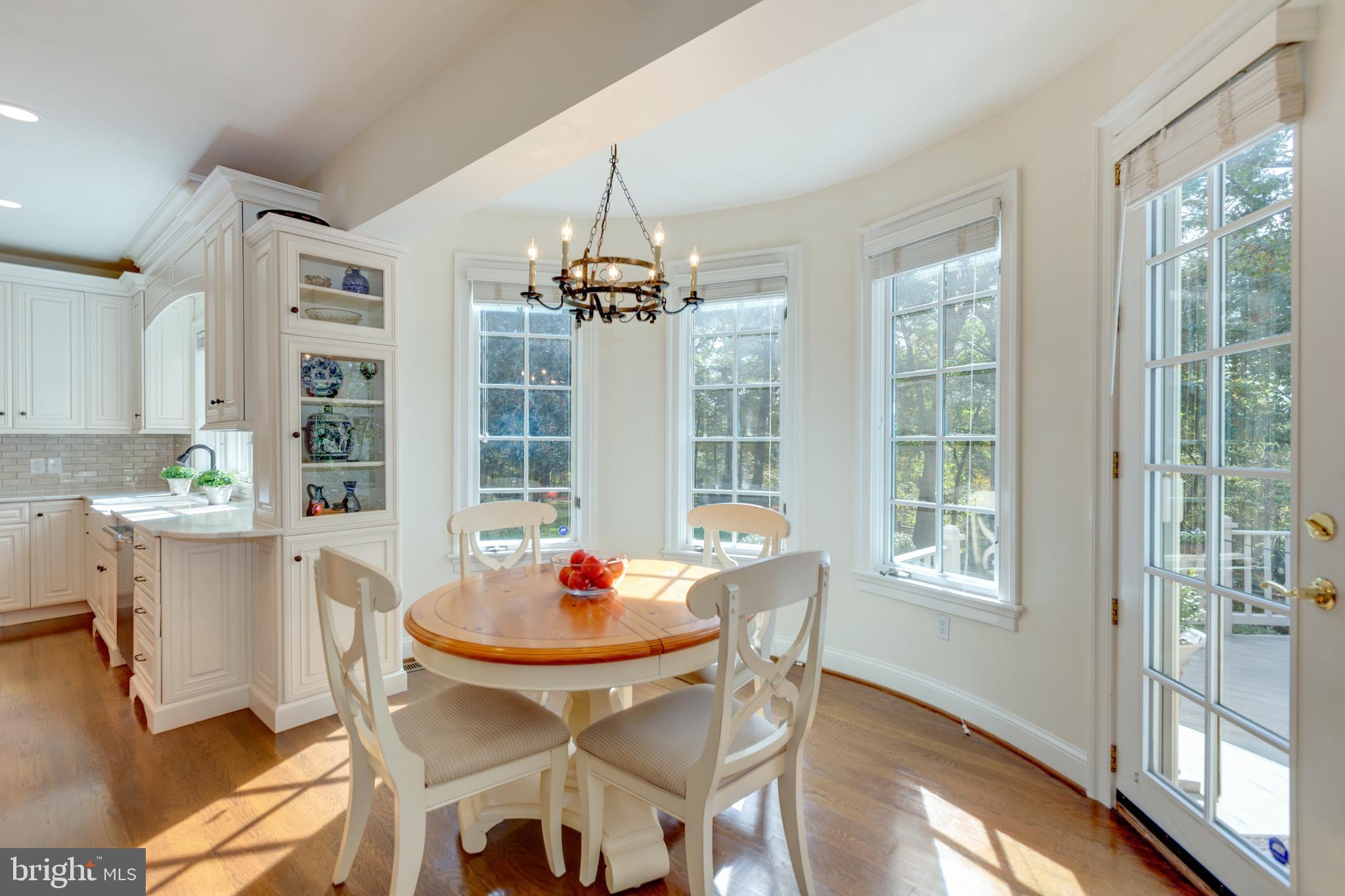 DEVILLE ESTATES - Residential