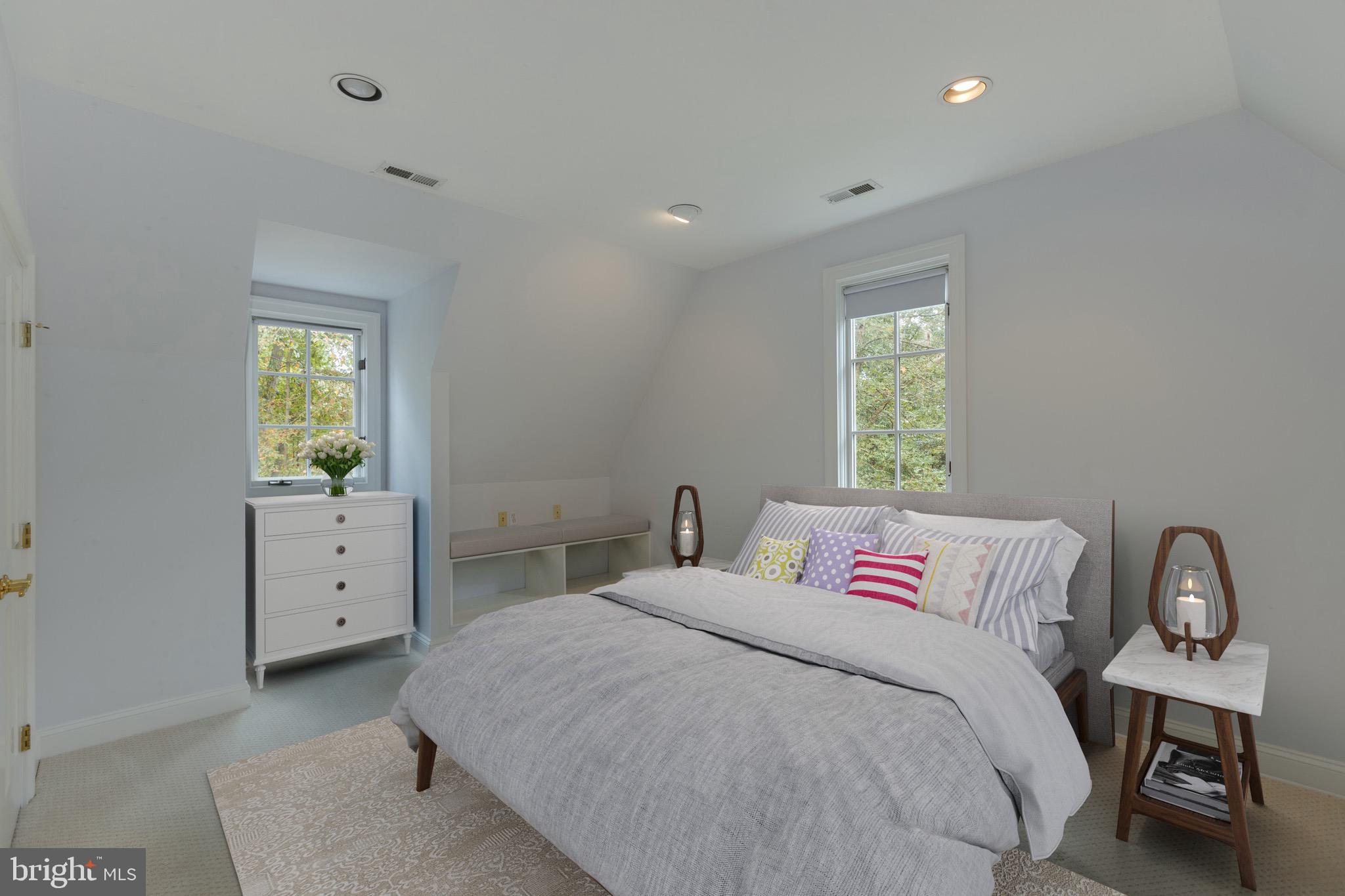 DEVILLE ESTATES - Residential