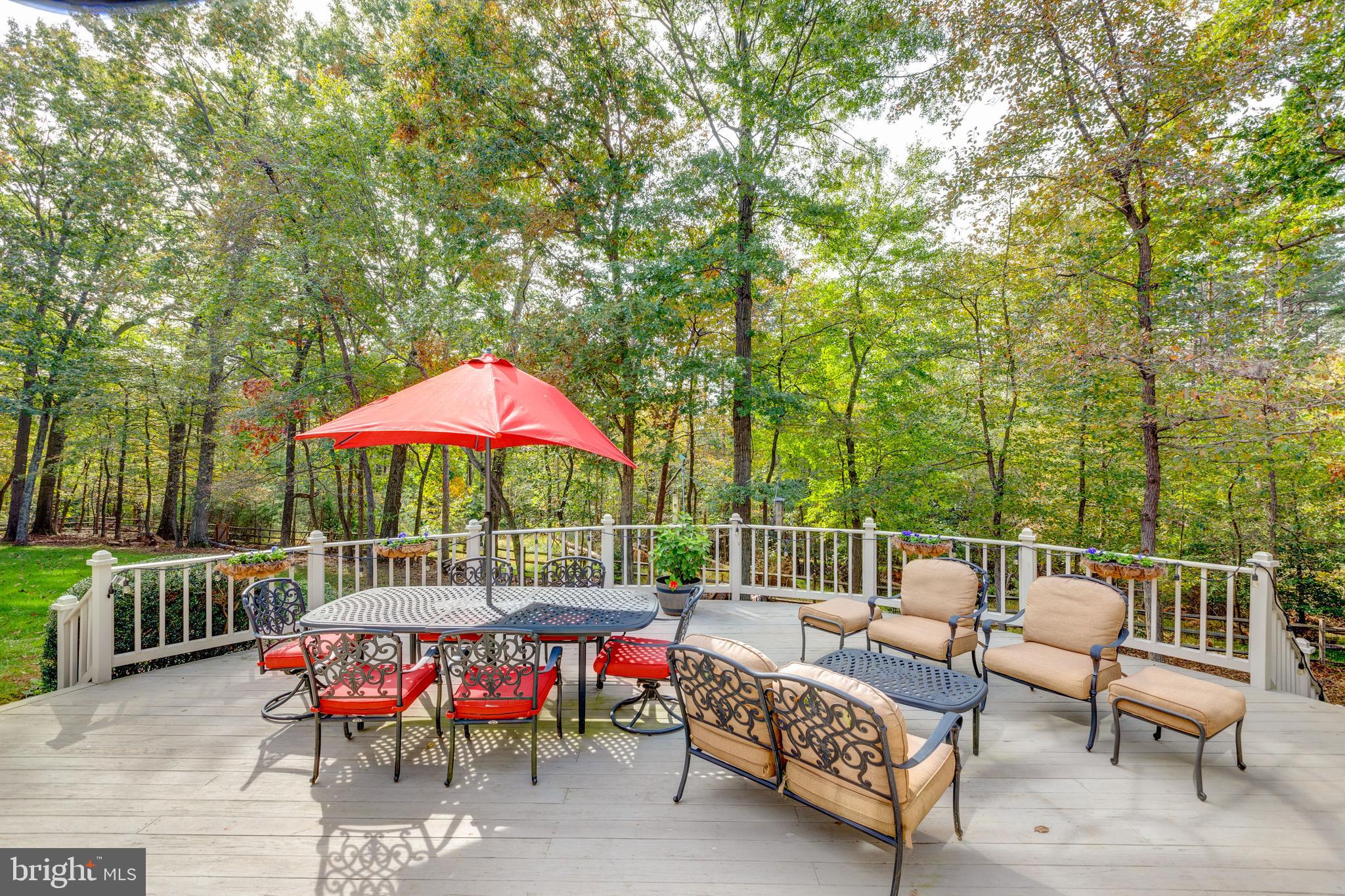 DEVILLE ESTATES - Residential