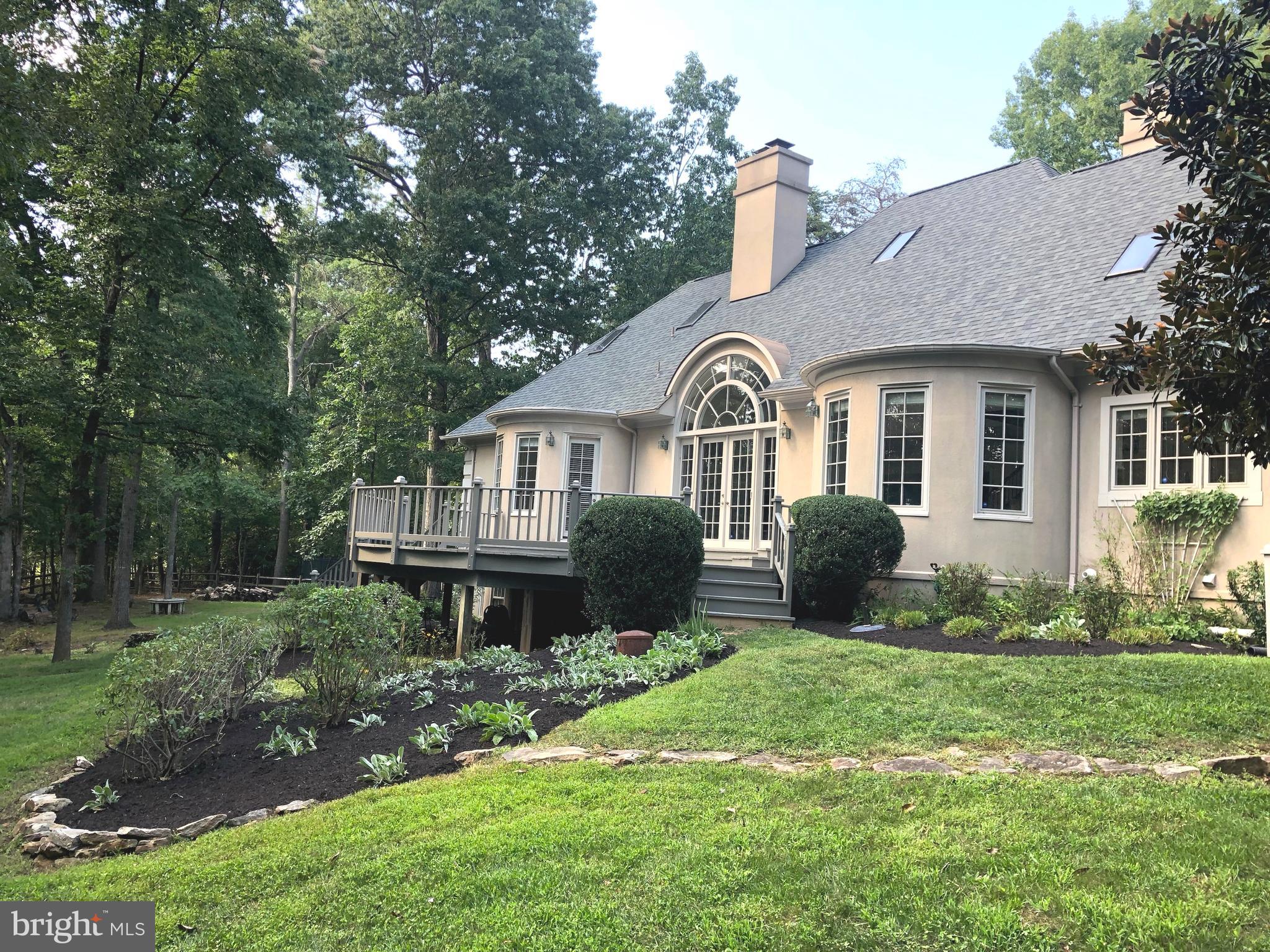 DEVILLE ESTATES - Residential