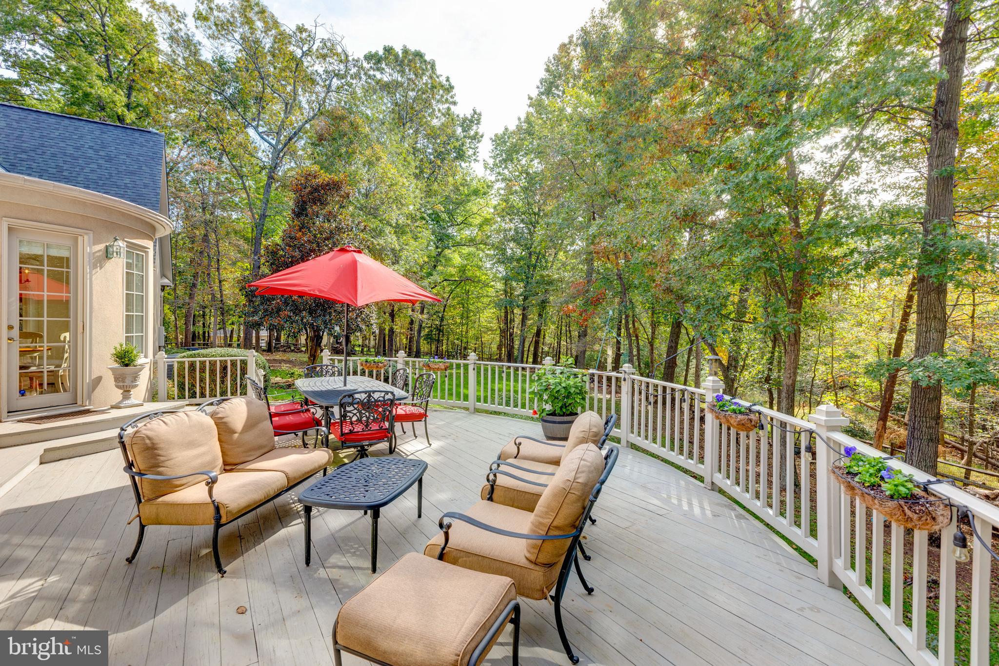 DEVILLE ESTATES - Residential