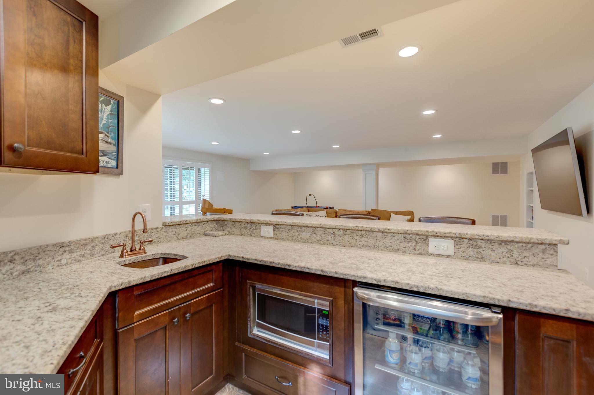 DEVILLE ESTATES - Residential