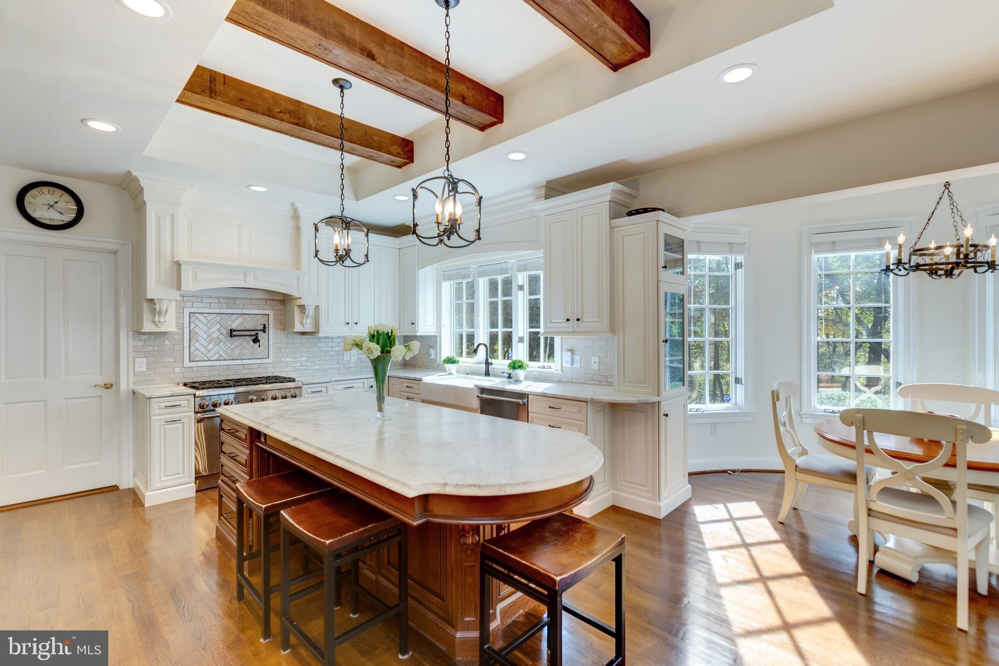 DEVILLE ESTATES - Residential