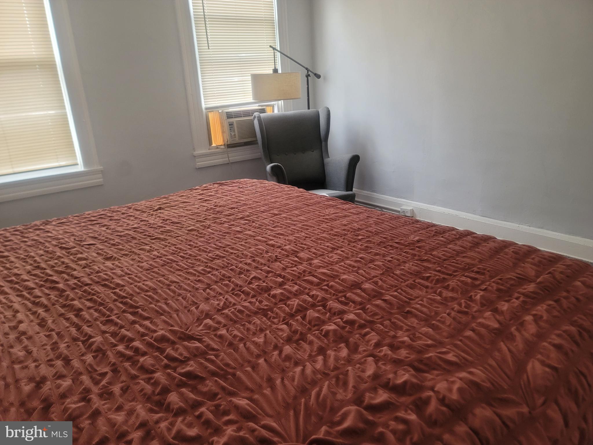 BROADWAY EAST - Residential Lease