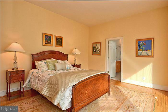 VAN VLECKS - Residential