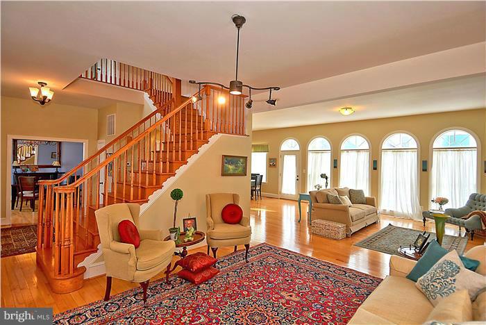 VAN VLECKS - Residential