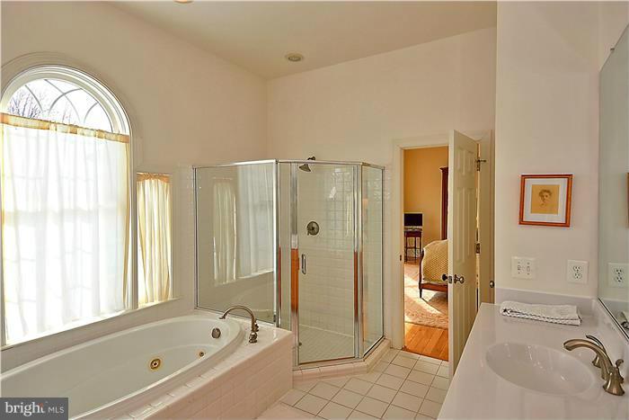 VAN VLECKS - Residential