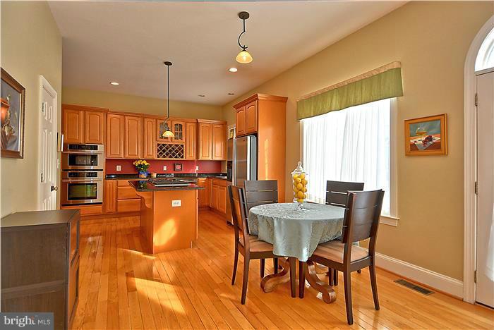 VAN VLECKS - Residential