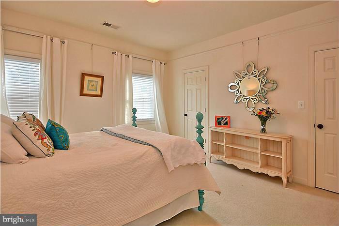 VAN VLECKS - Residential