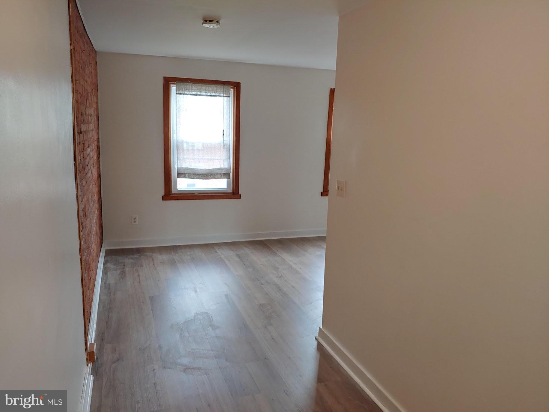 DICKINSON NARROWS - Residential Lease