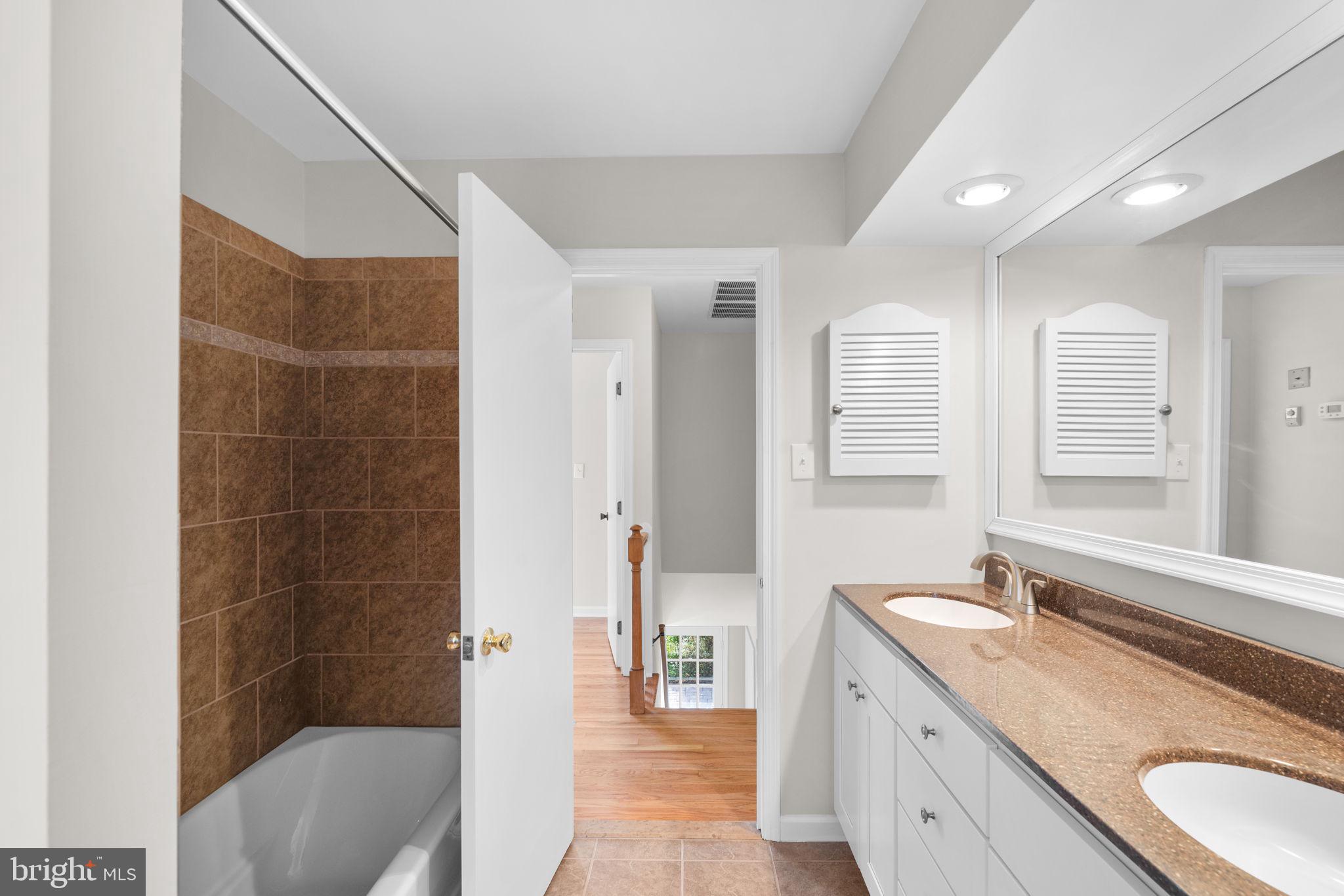 BETHWOOD - Residential