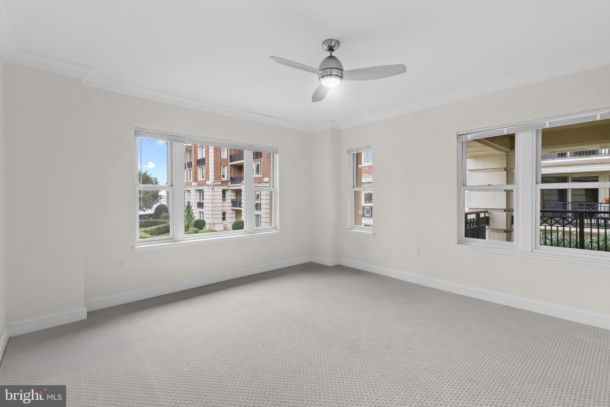 THE RITZ-CARLTON RESIDENCES - Residential Lease