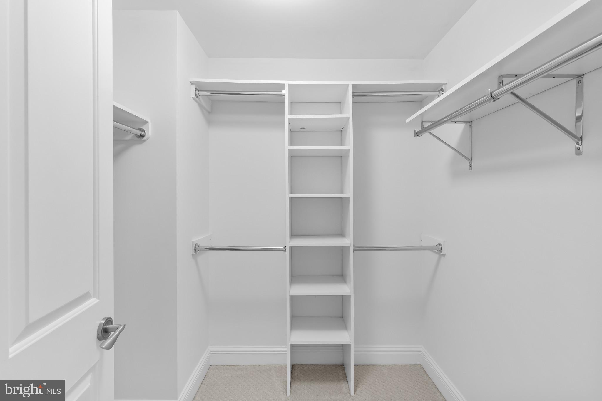 THE RITZ-CARLTON RESIDENCES - Residential Lease