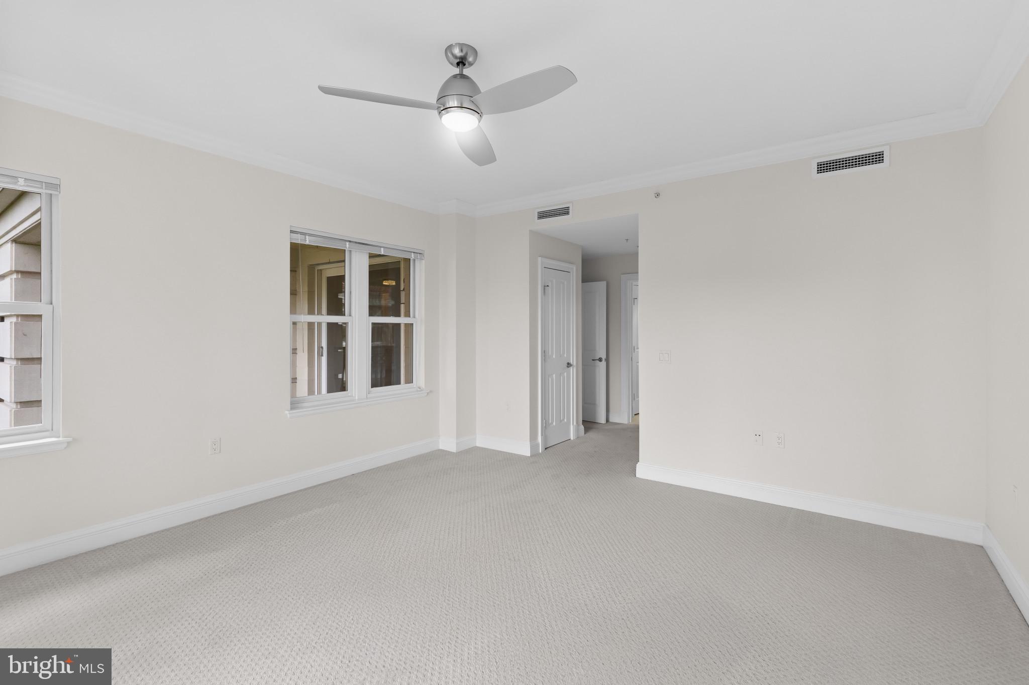 THE RITZ-CARLTON RESIDENCES - Residential Lease