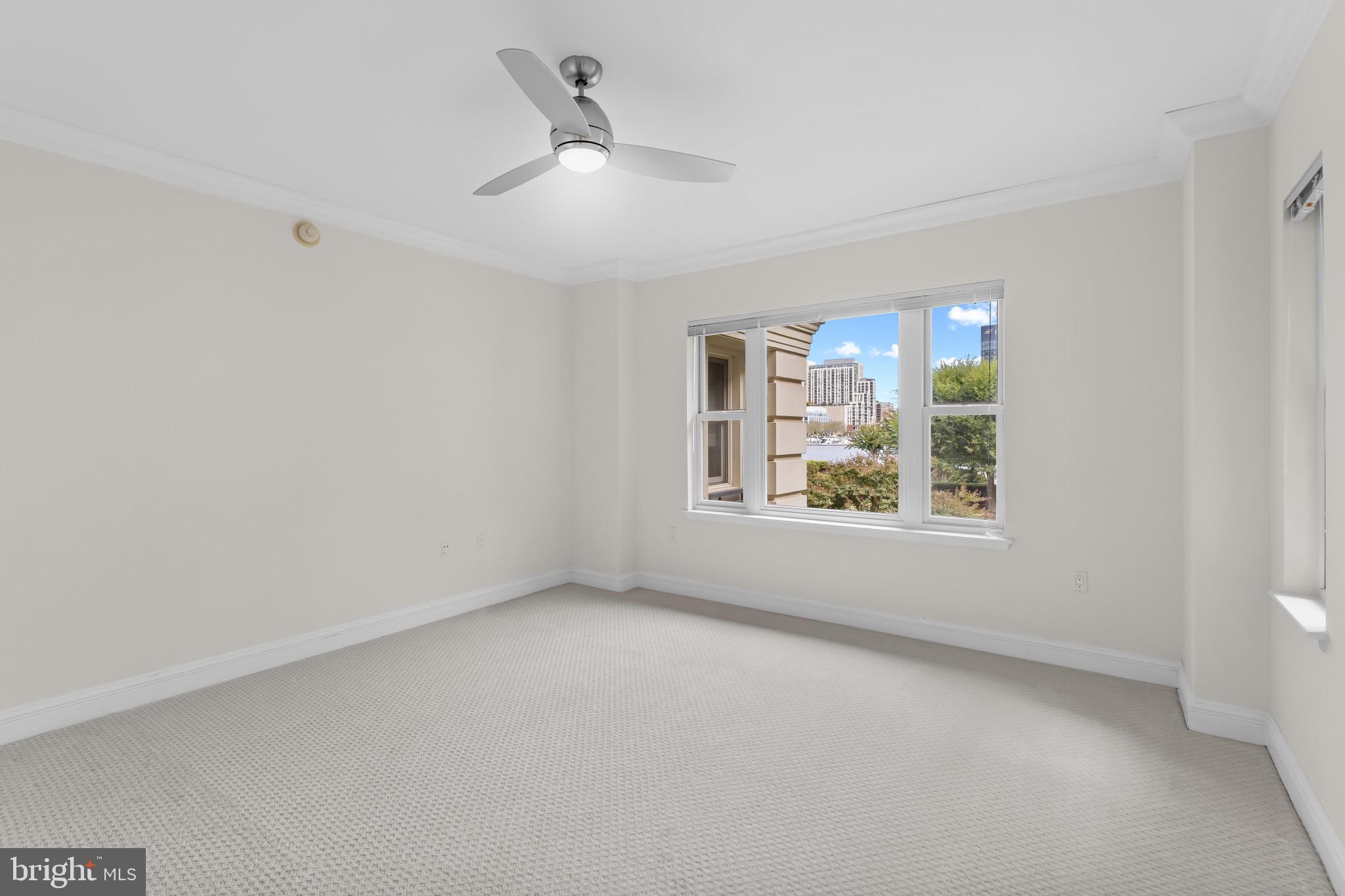 THE RITZ-CARLTON RESIDENCES - Residential Lease