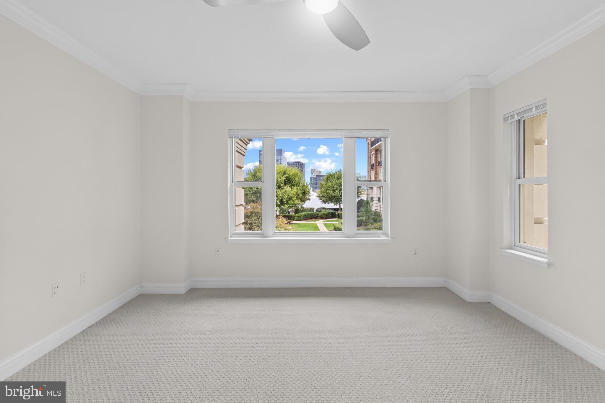 THE RITZ-CARLTON RESIDENCES - Residential Lease