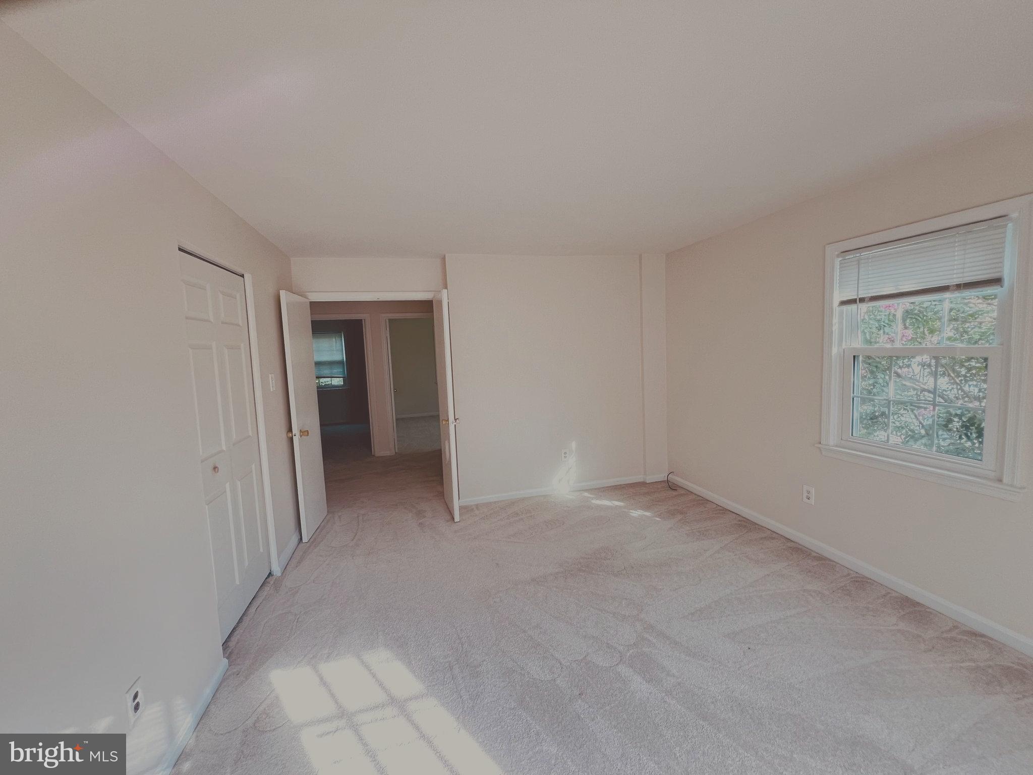 MT VERNON SQUARE - Residential Lease