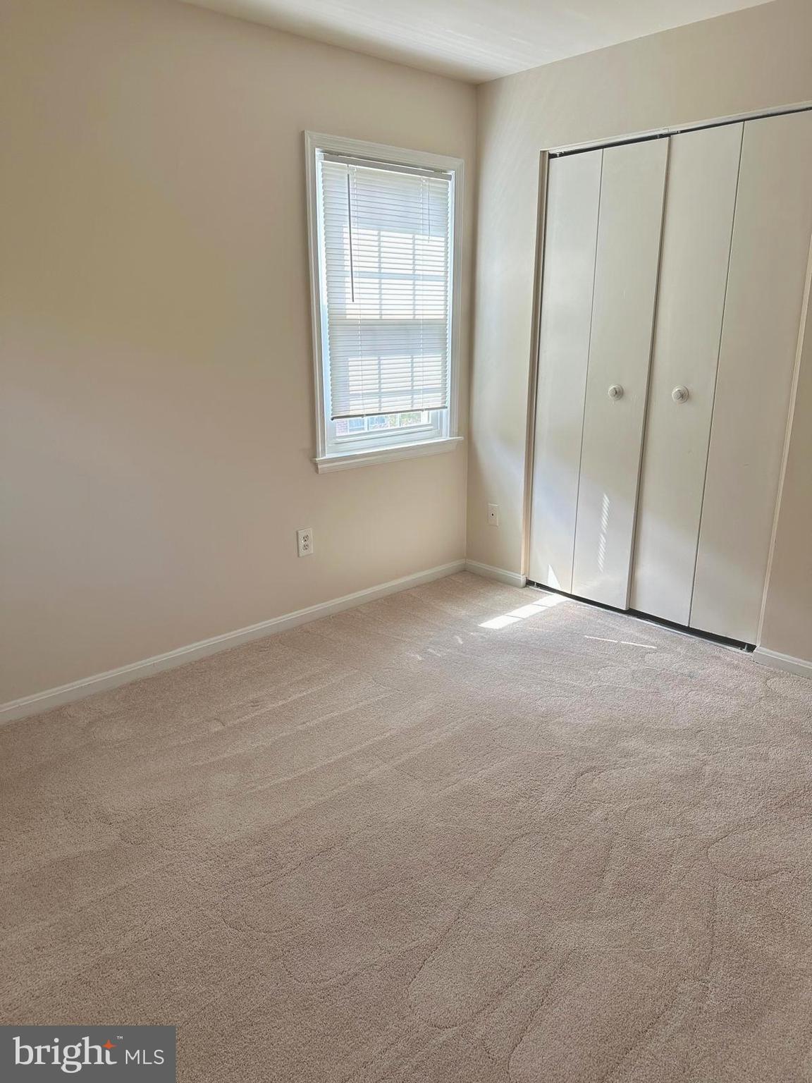 MT VERNON SQUARE - Residential Lease