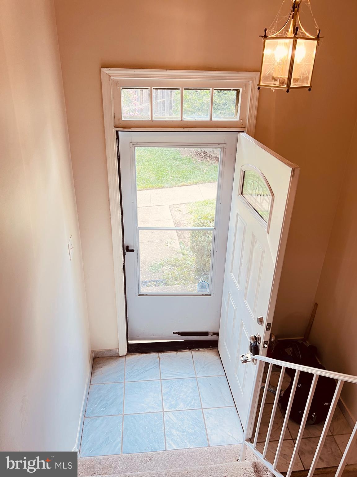 MT VERNON SQUARE - Residential Lease