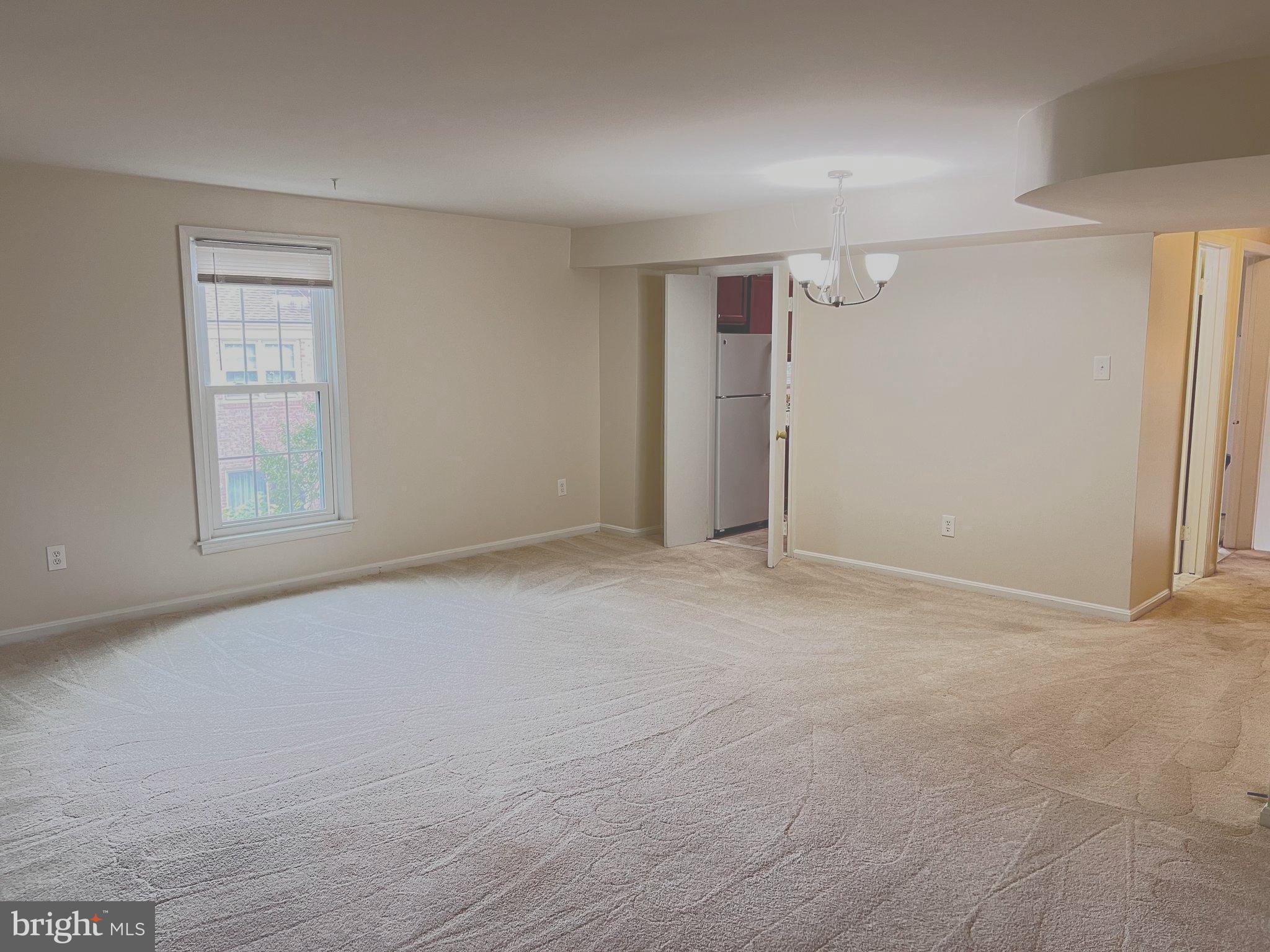 MT VERNON SQUARE - Residential Lease