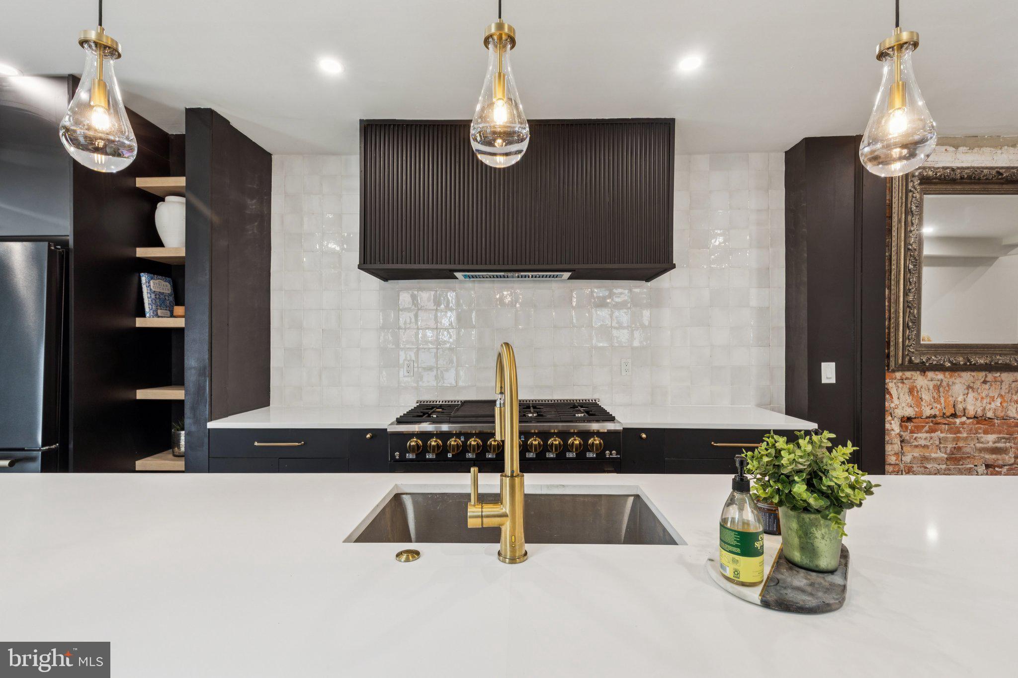 ART MUSEUM AREA - Residential