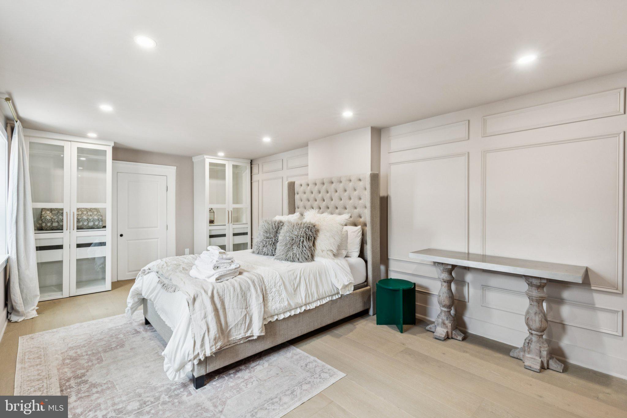 ART MUSEUM AREA - Residential