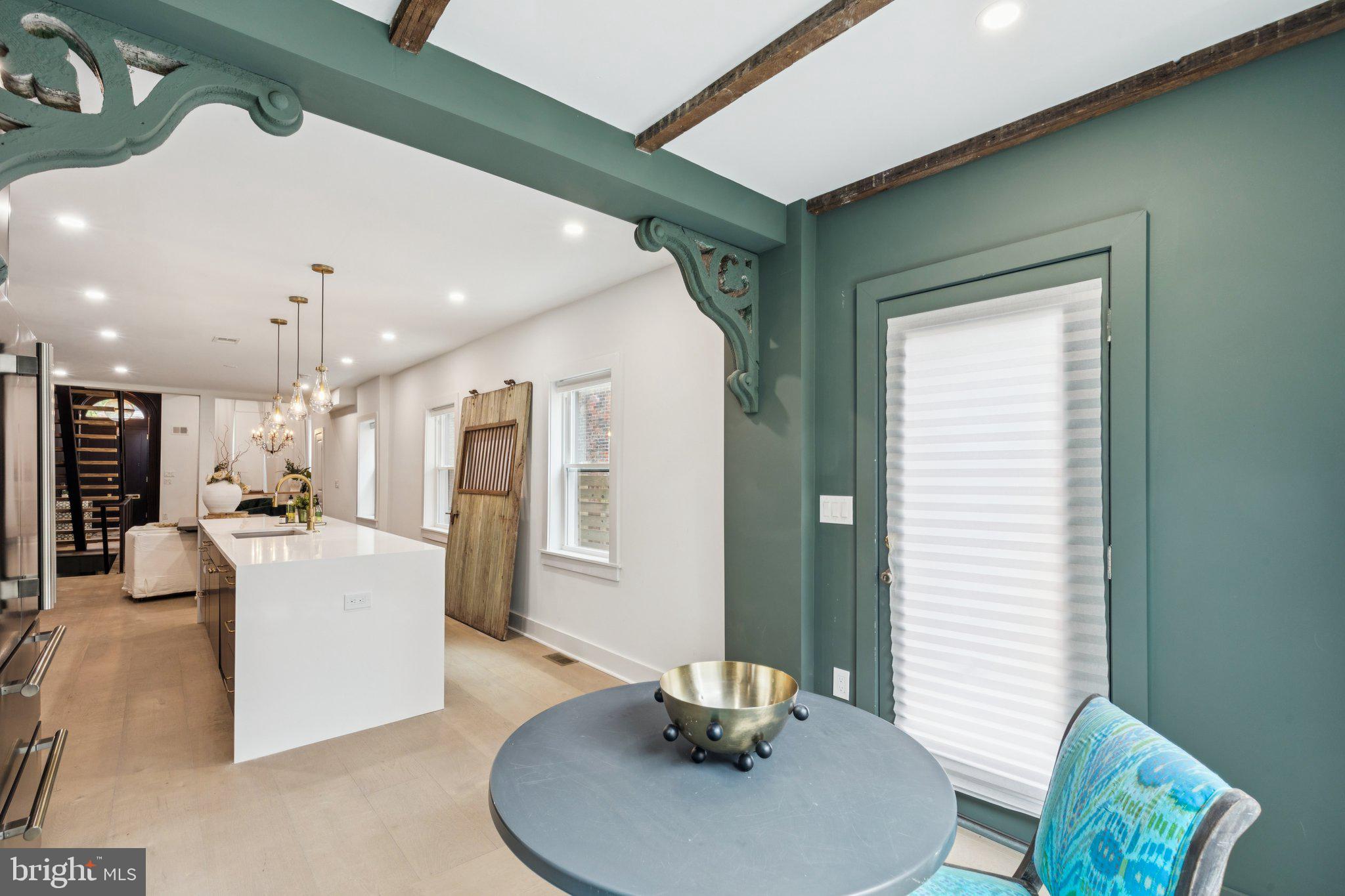 ART MUSEUM AREA - Residential