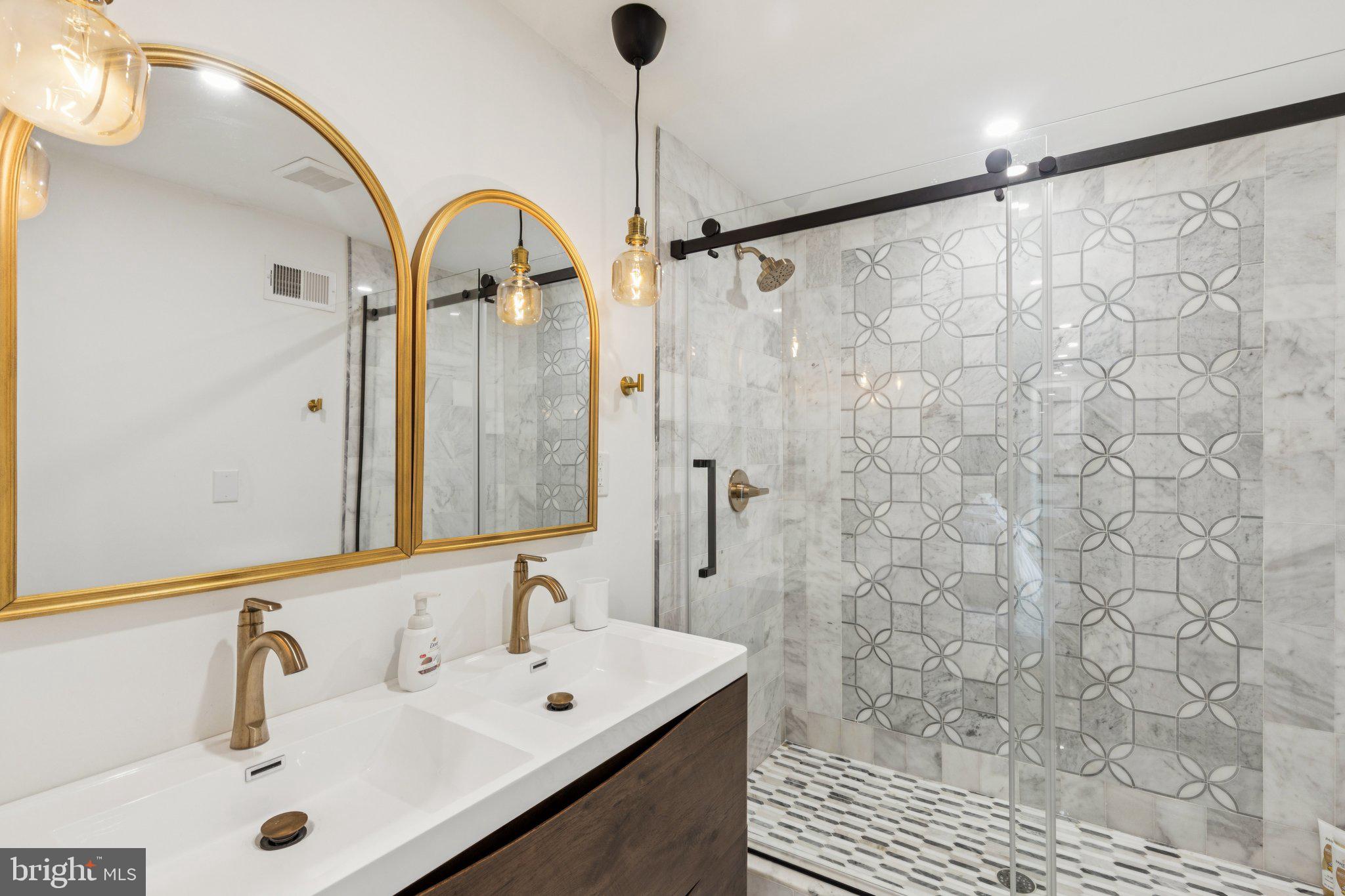 ART MUSEUM AREA - Residential