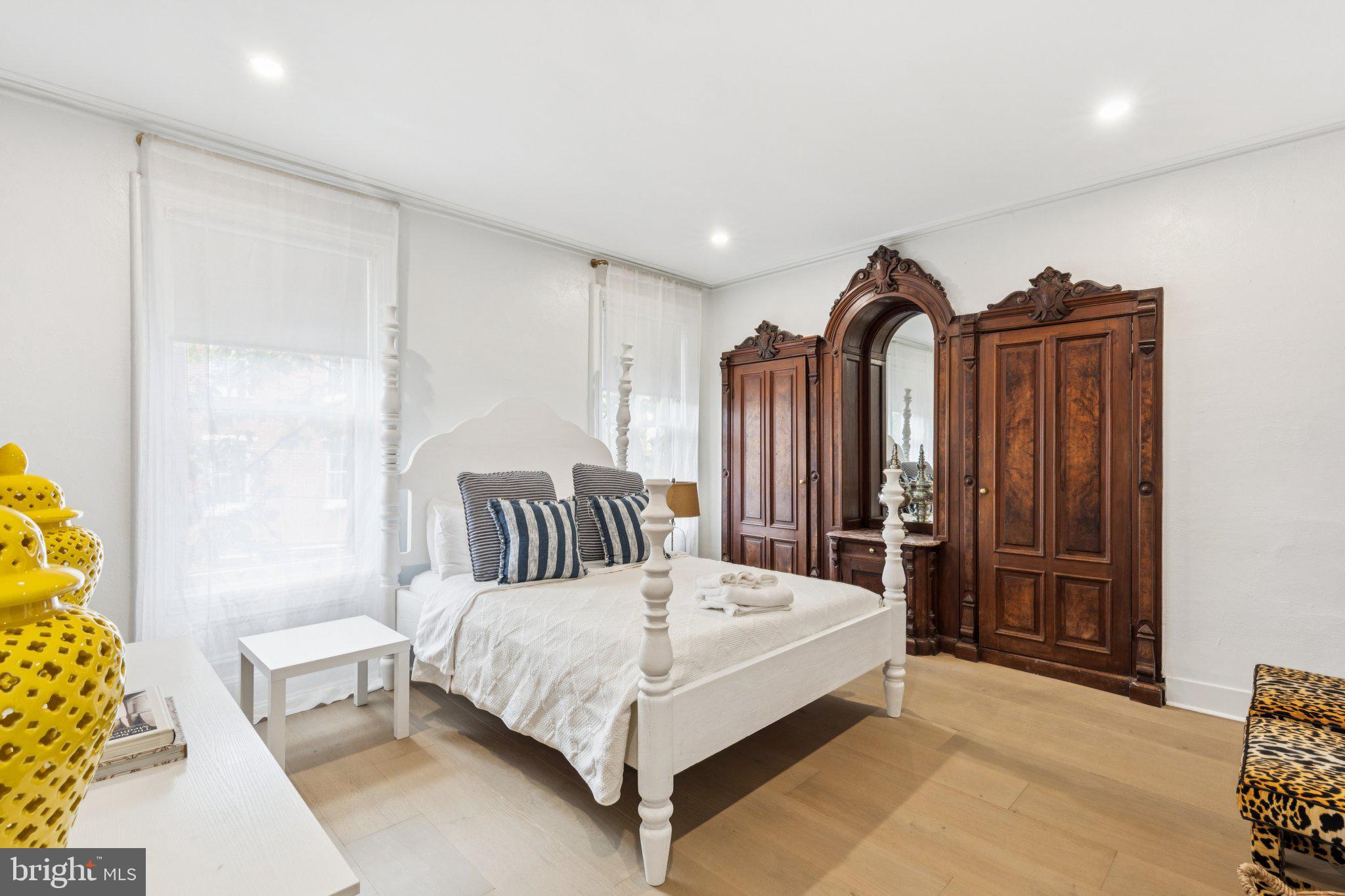 ART MUSEUM AREA - Residential