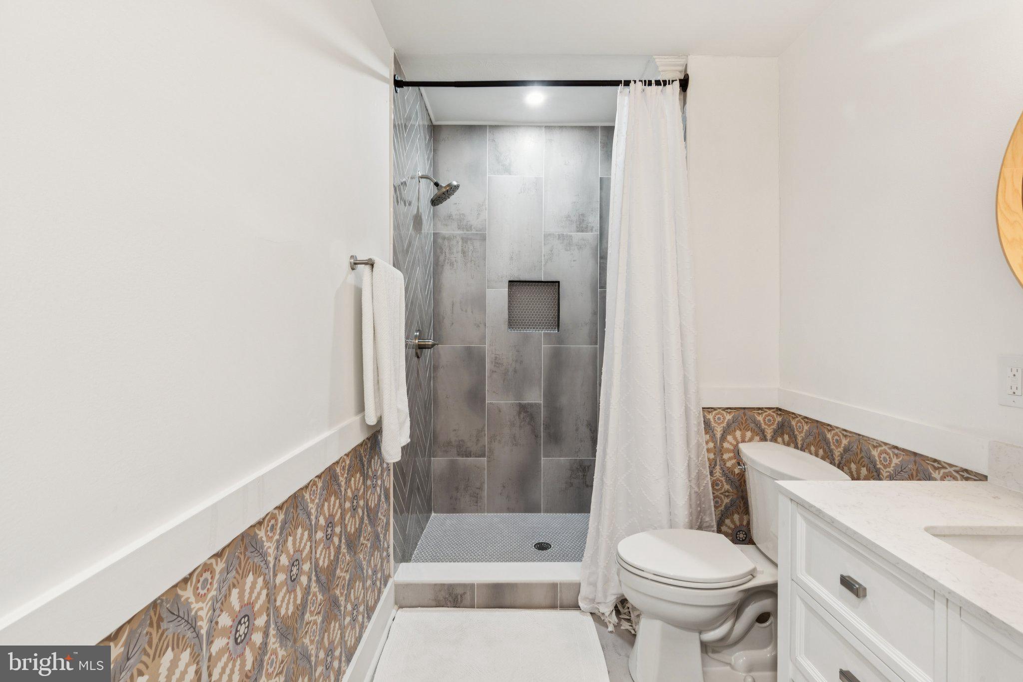 ART MUSEUM AREA - Residential