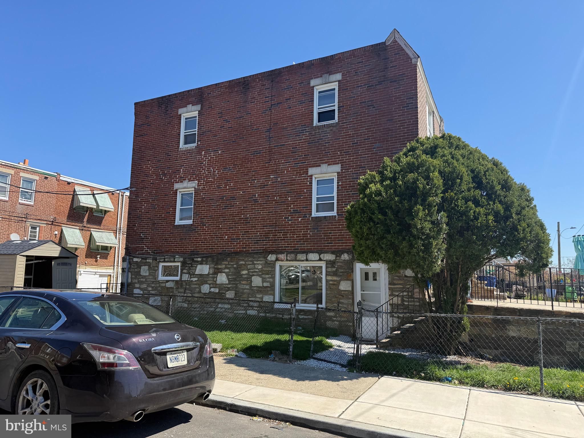 PHILADELPHIA - Residential