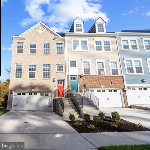 1723 WATER CROSSING ROAD PIKESVILLE MD 21208