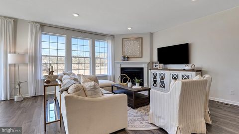 Photo of 110 Erica Lane, COLUMBIA, PA 17512 (MLS # PALA2071860)