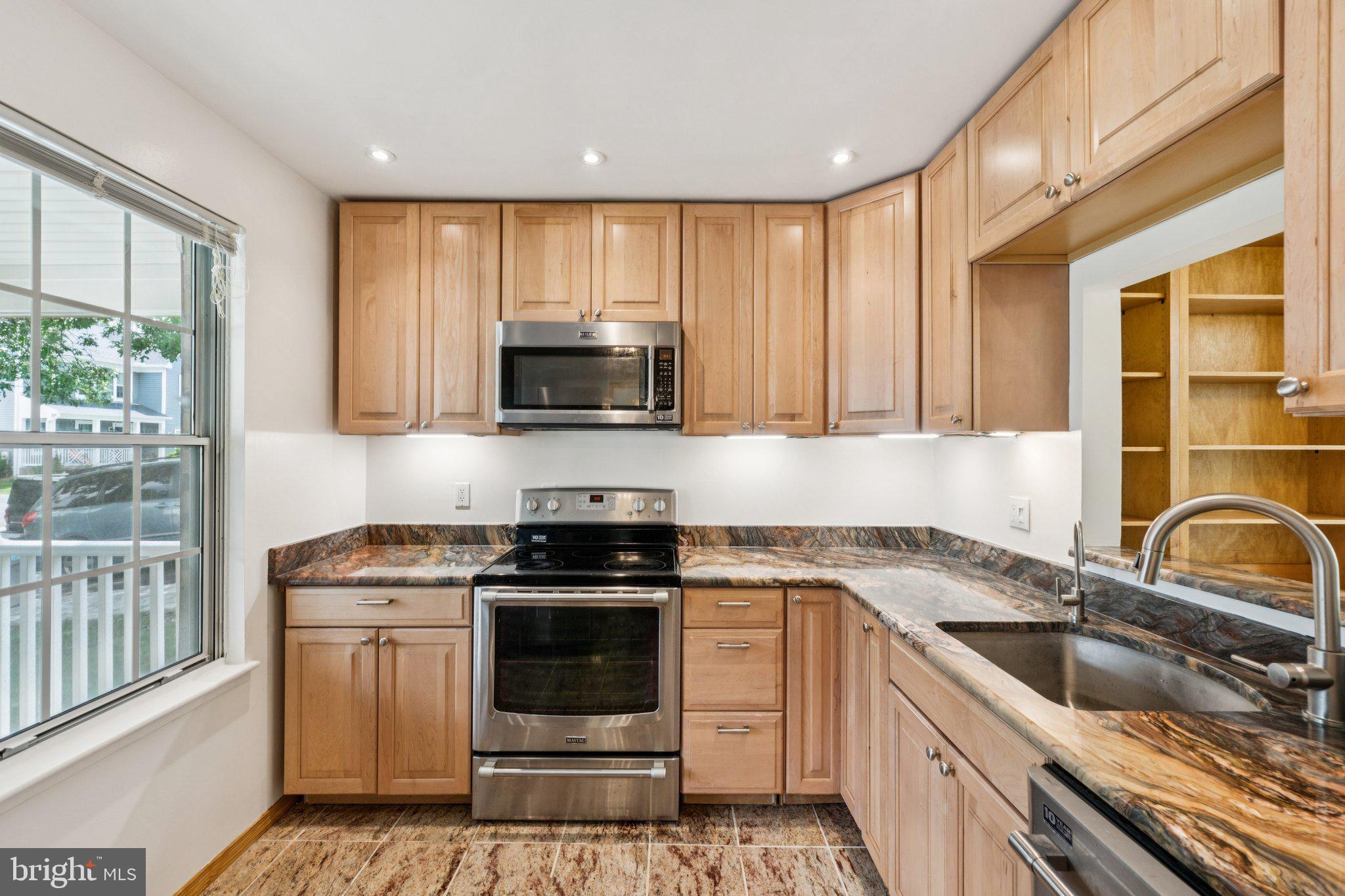 CHURCHILL TOWN SECTOR - Residential