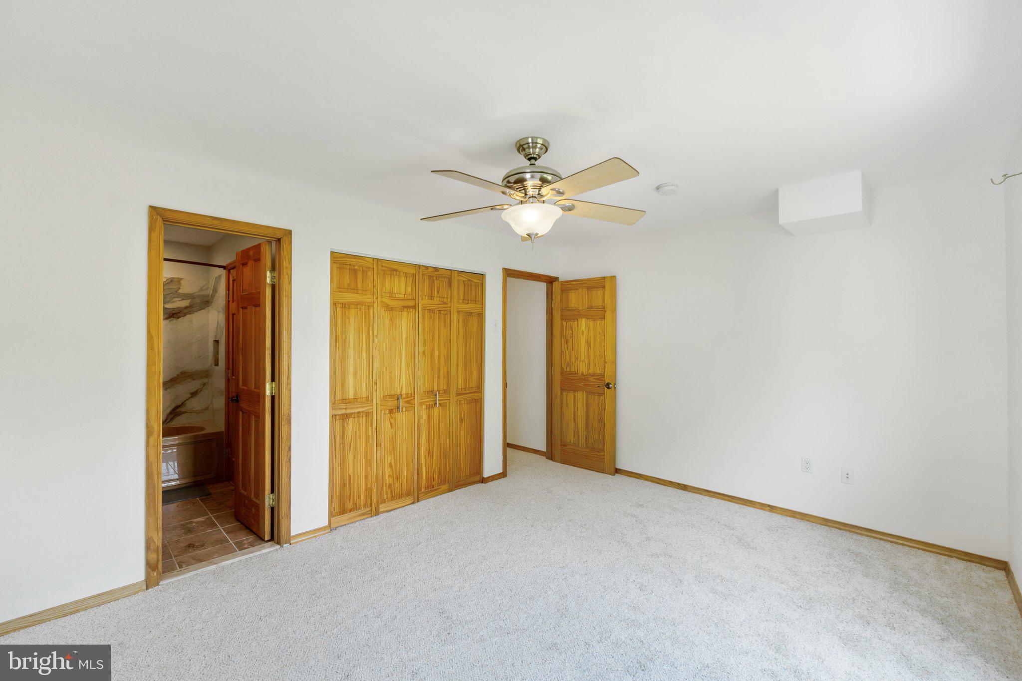 CHURCHILL TOWN SECTOR - Residential