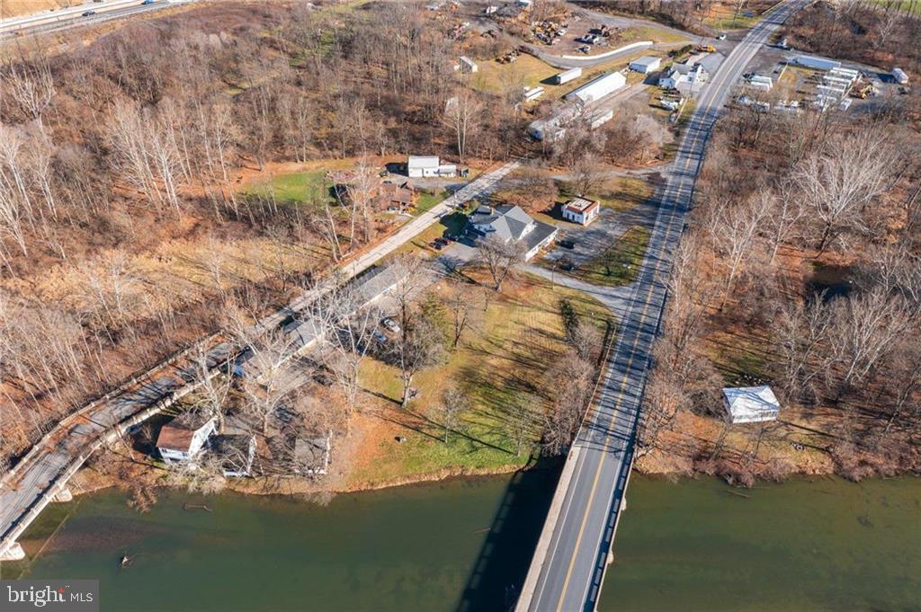 1563 OLD ROUTE 22