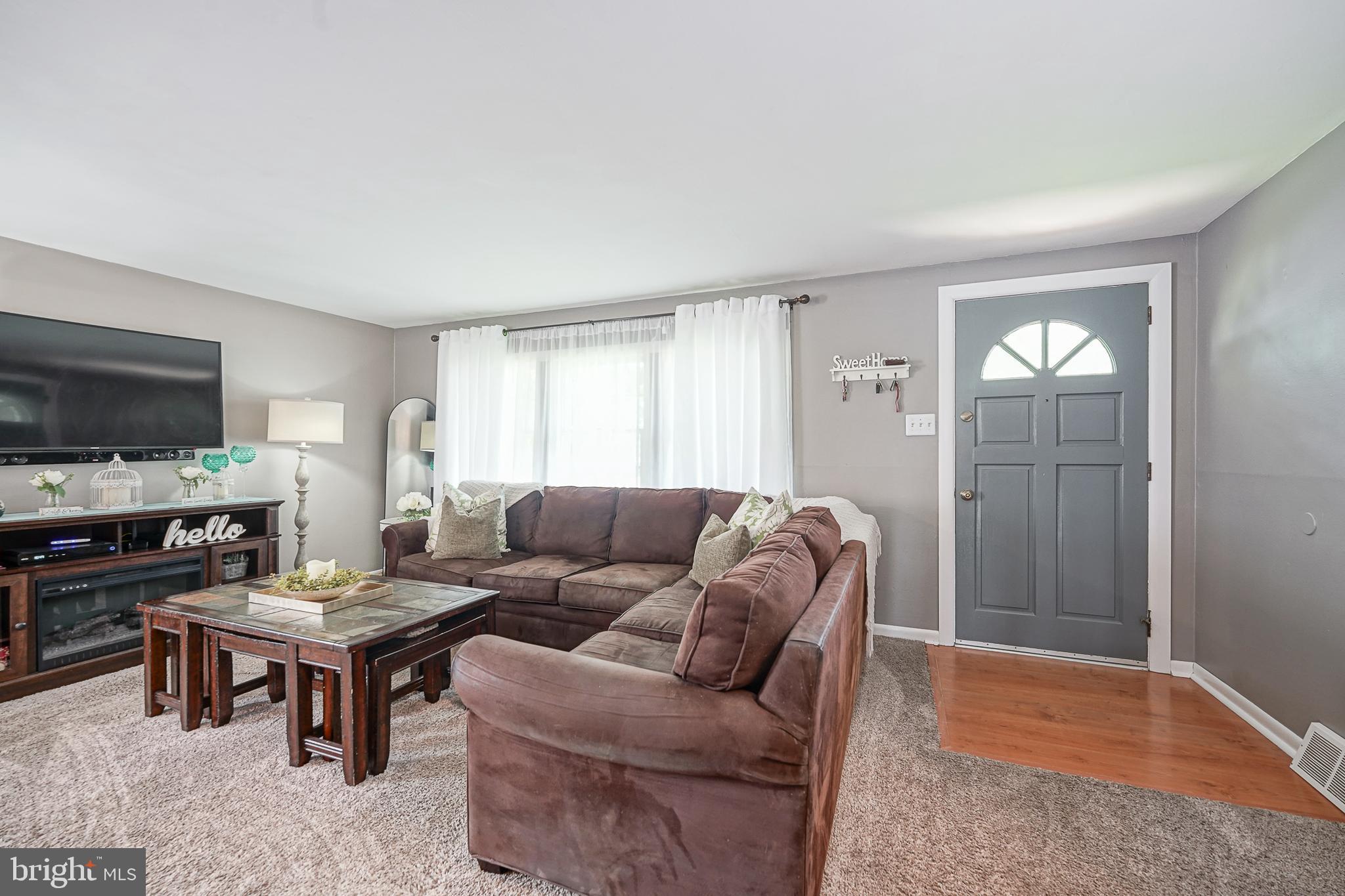 8 PATERSON AVENUE