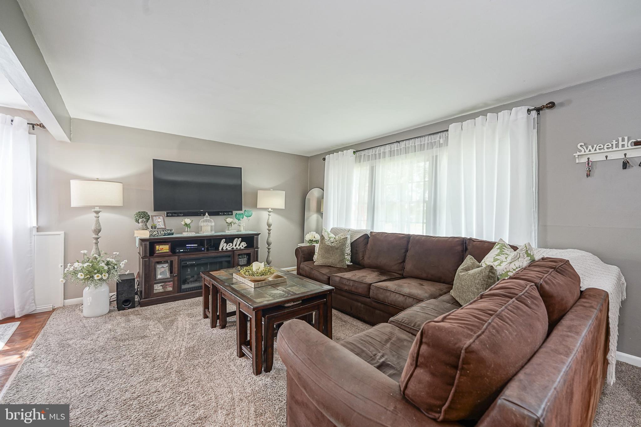 8 PATERSON AVENUE