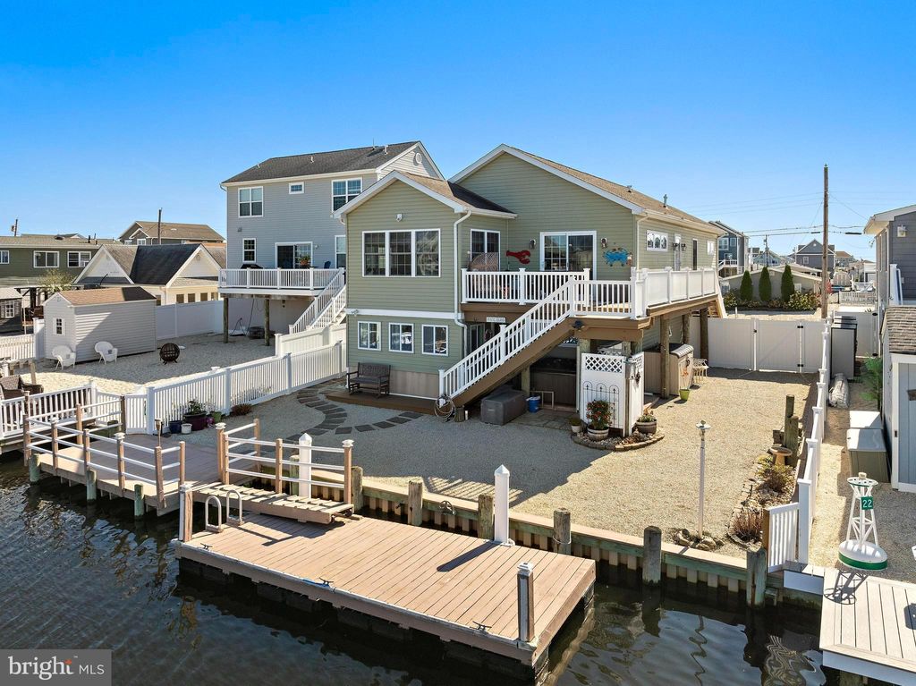 Photo of 20 W Navasink Drive, TUCKERTON, NJ 08087 (MLS # NJOC2037532)
