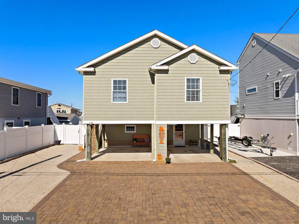 Photo of 20 W Navasink Drive, TUCKERTON, NJ 08087 (MLS # NJOC2037532)
