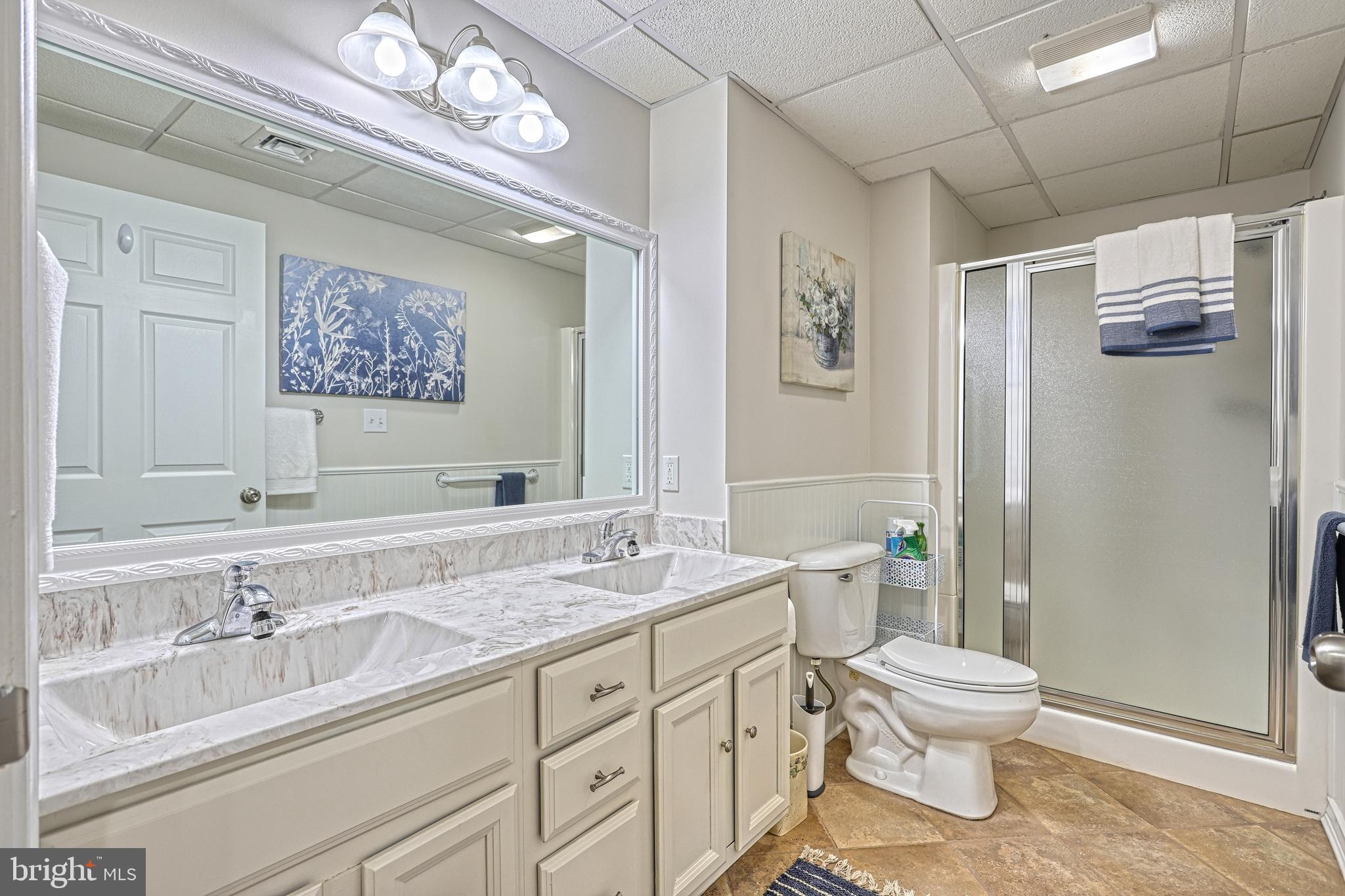 COUNTRY MANOR ESTATES - Residential