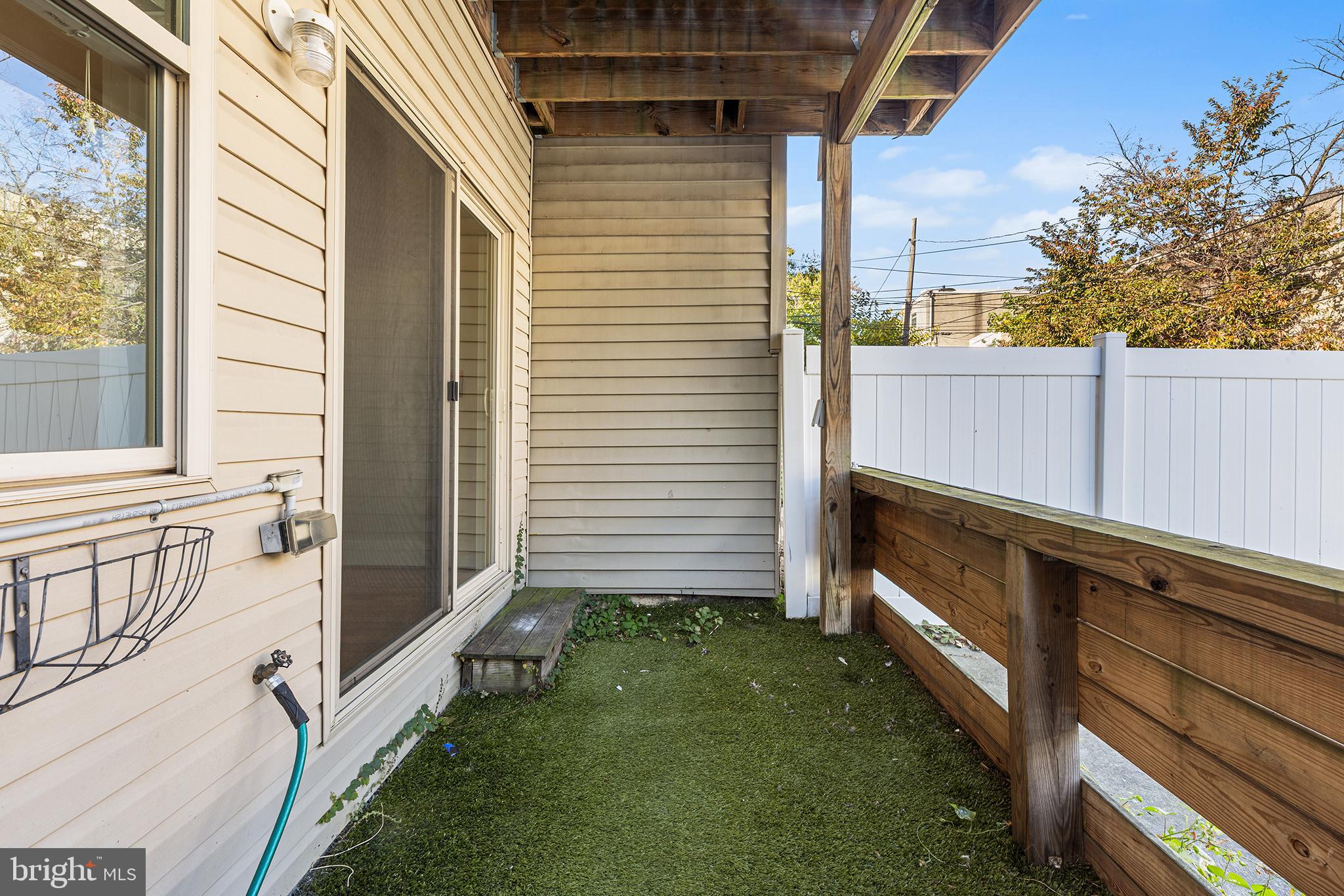 FRANCISVILLE - Residential