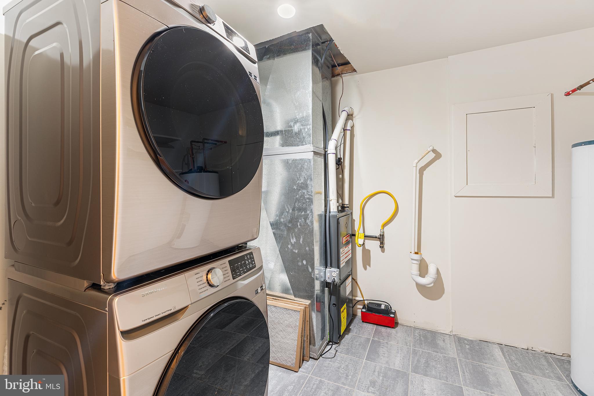 FRANCISVILLE - Residential