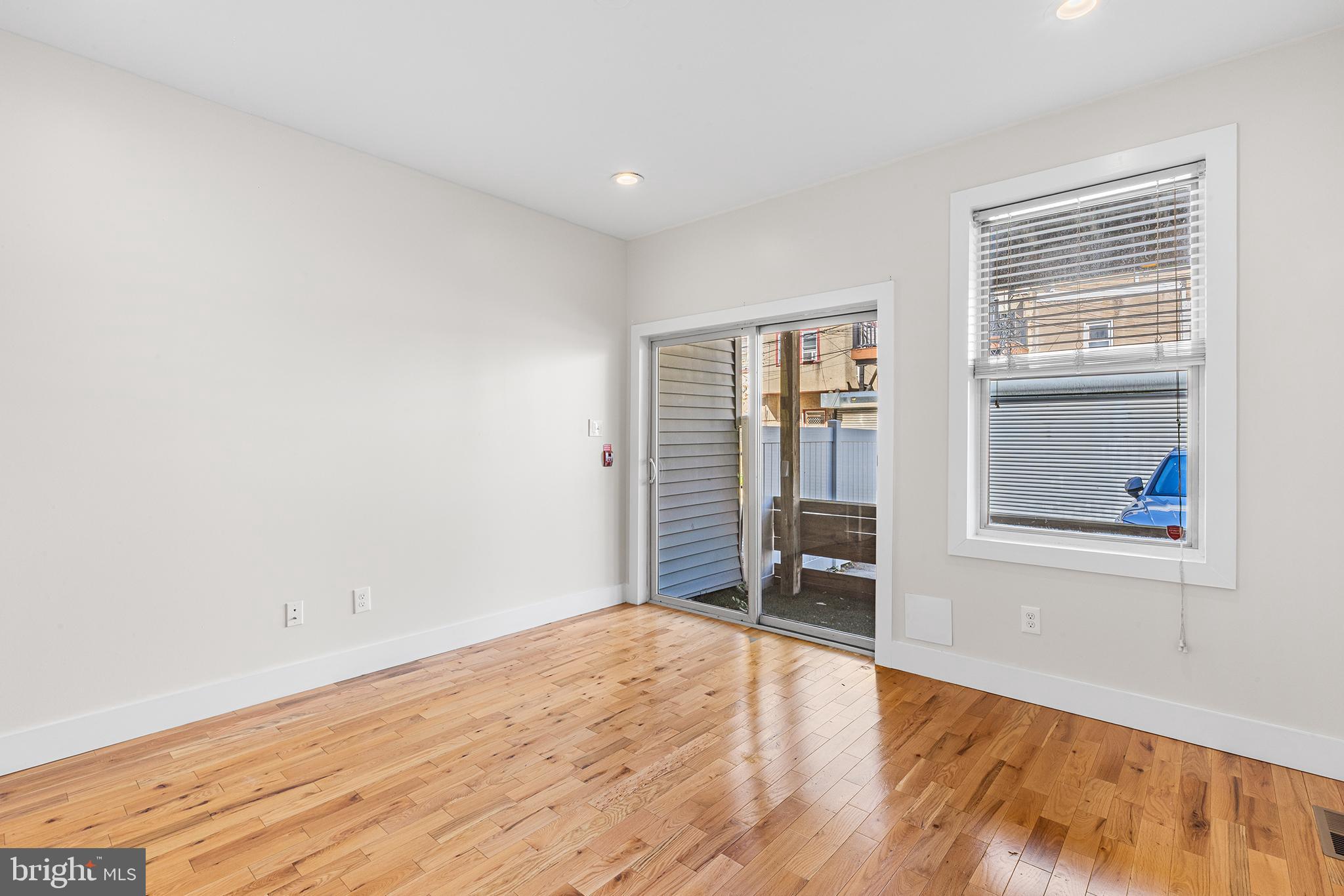 FRANCISVILLE - Residential