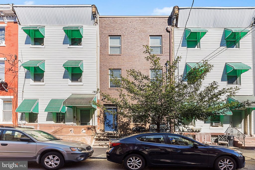 Photo of 1607 - 00 Brown Street #1, PHILADELPHIA, PA 19130 (MLS # PAPH2551850)