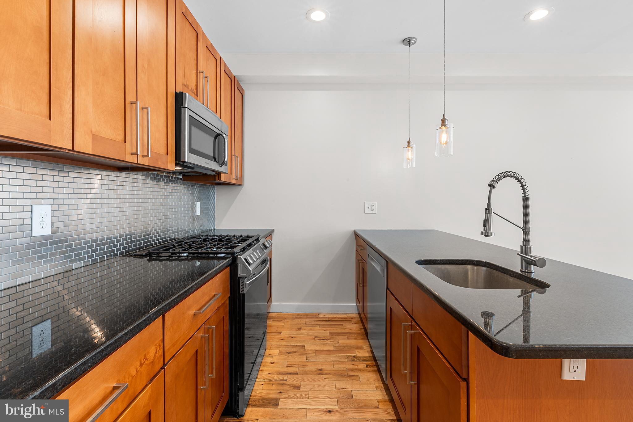 FRANCISVILLE - Residential